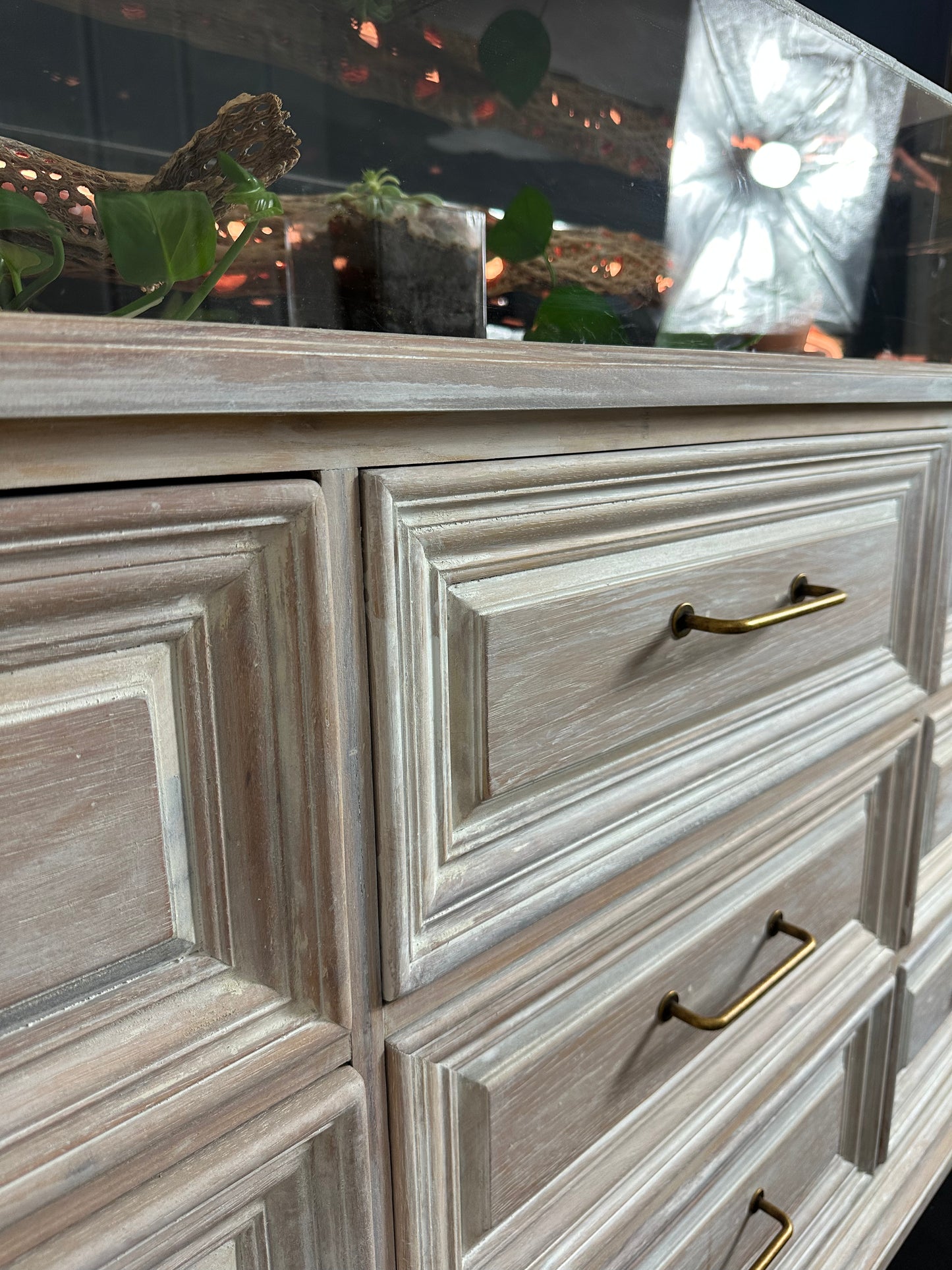 Pearl Chest