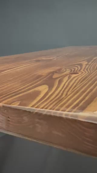 RECLAIMED PALLET WOOD TABLE AND BENCHES